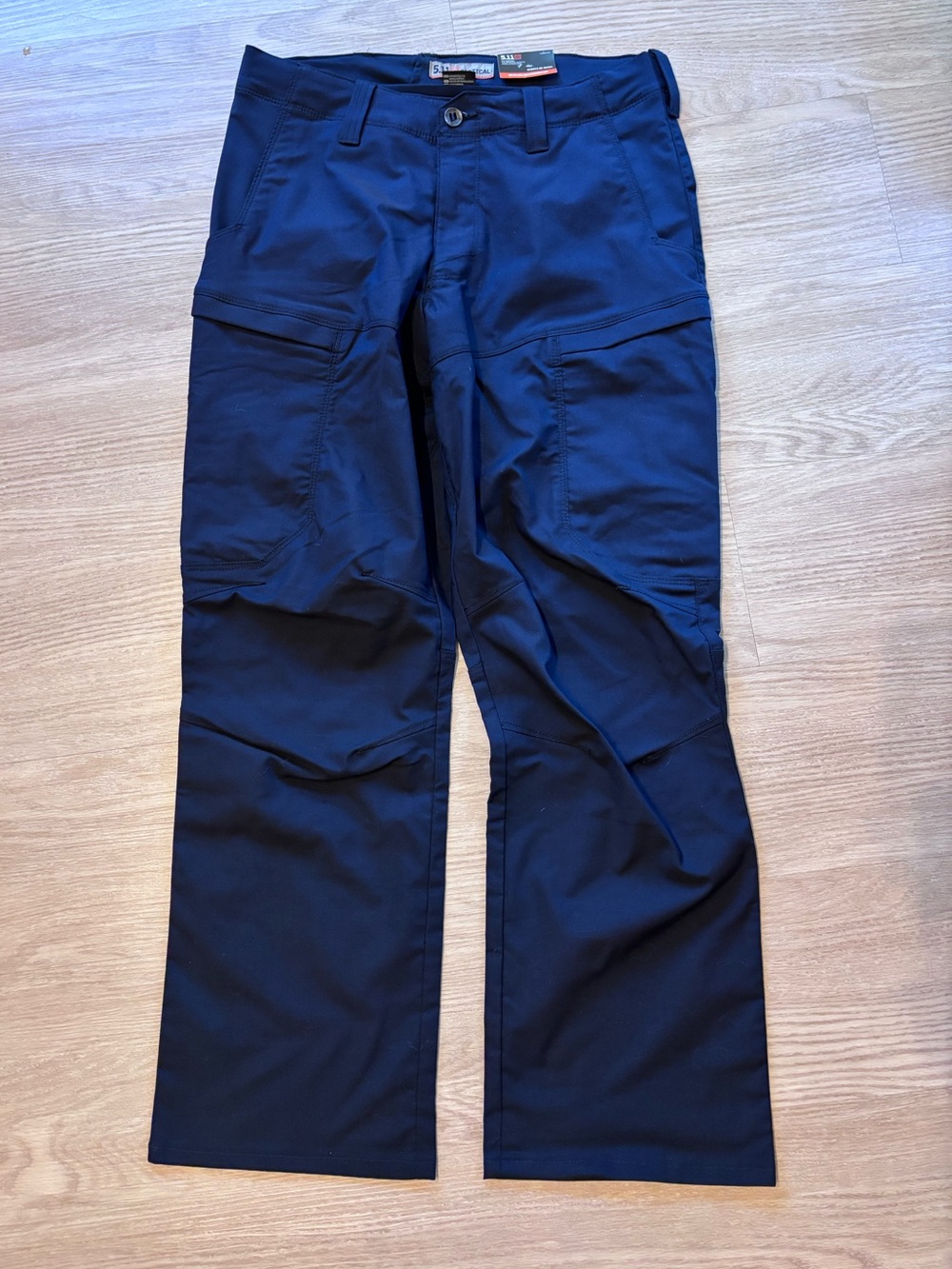 NWT 5.11 Tactical Men’s 33x32 Apex Pants Cargo Utility Navy Blue Ripstop New